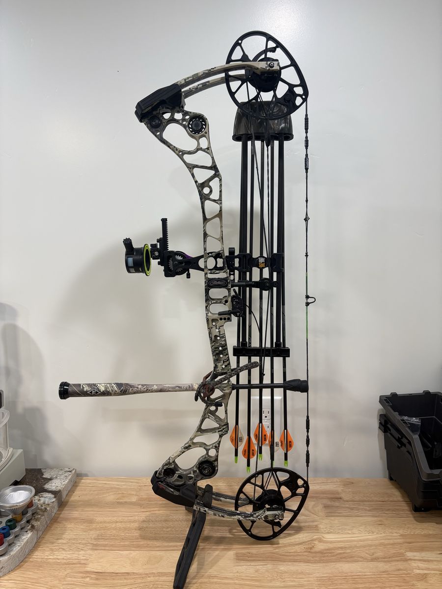 Mathew’s Halon 32 - 70lbs - 27” Draw
