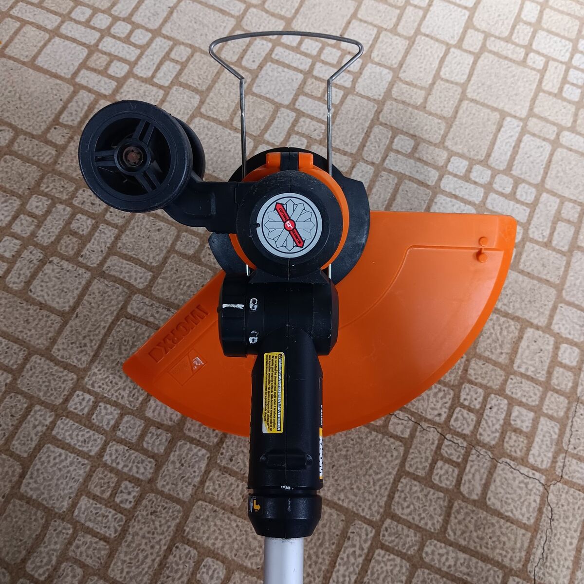 Excellent Cond Worx Lawn Edger Weed Trimmer Charge