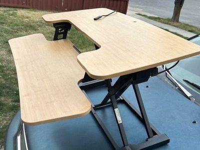 Height Adjustable Desk