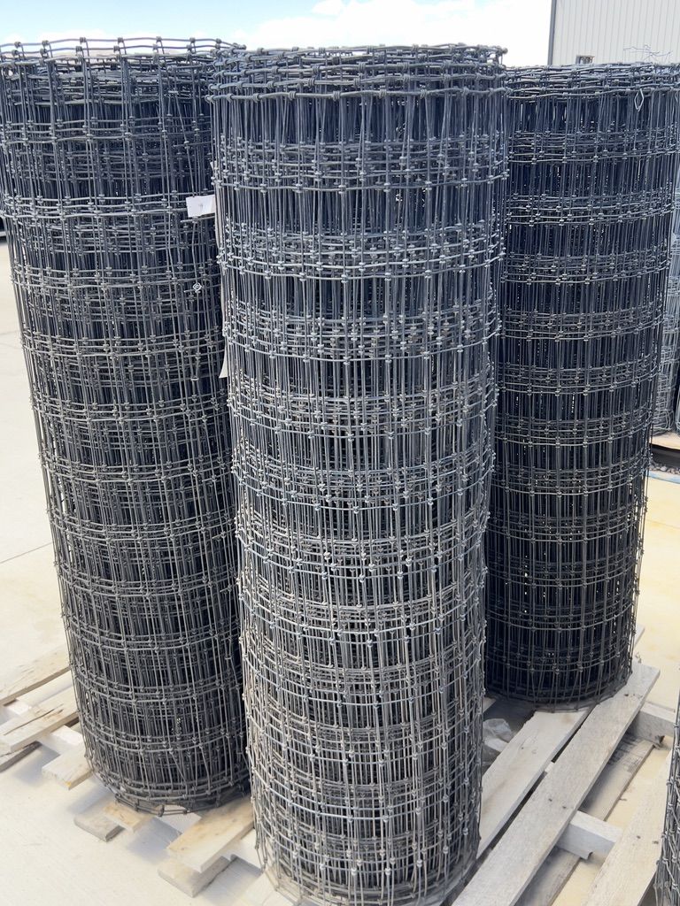 BLACK NON-CLIMB HORSE FENCE — LIMITED STOCK