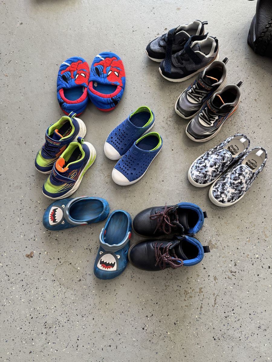 Boys size 9 shoe bundle