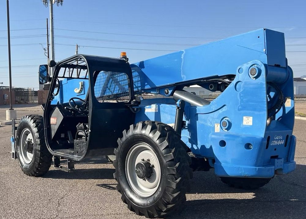 2015 Genie GTH 844 Telescopic Reach Forklift 