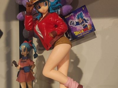 DBZ Bulma Statue