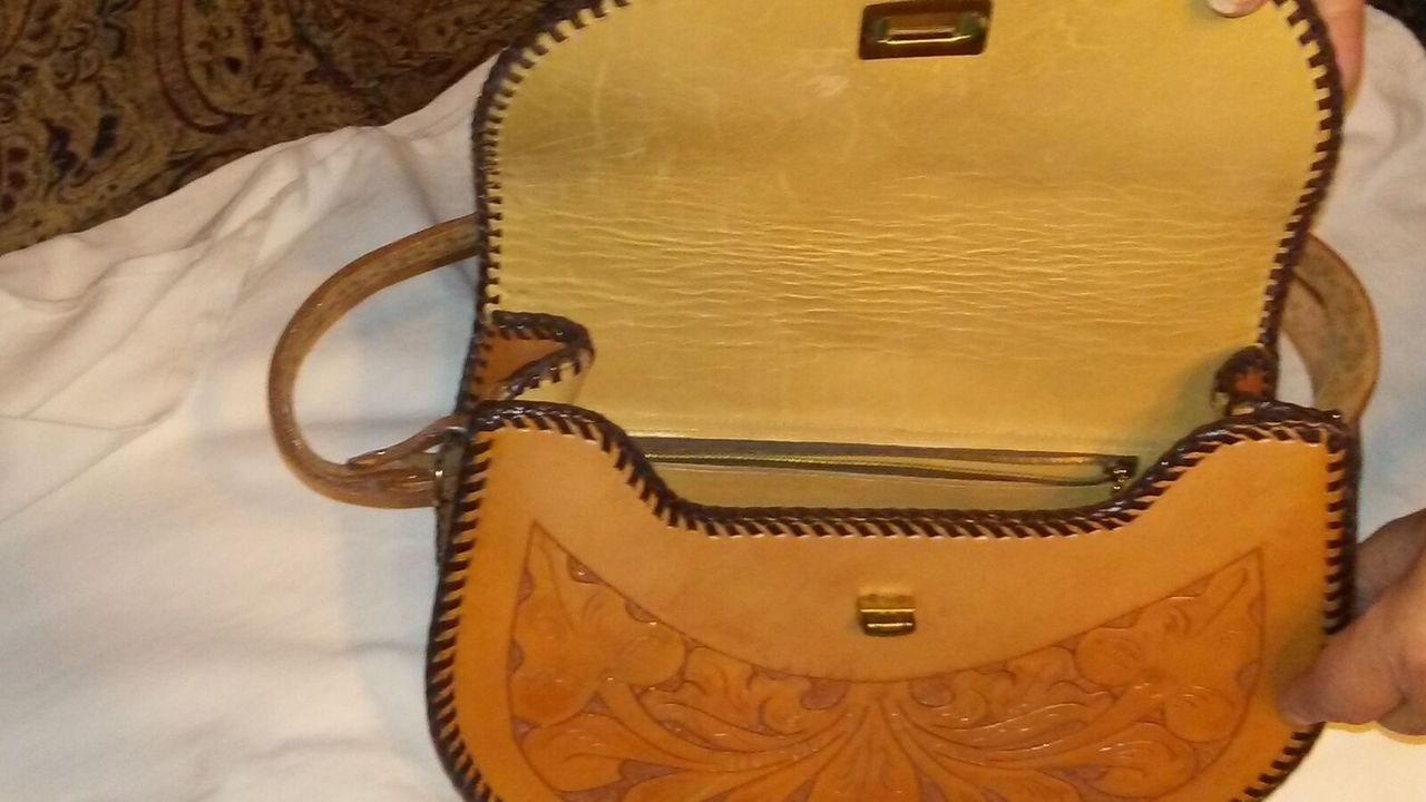 Main image 4