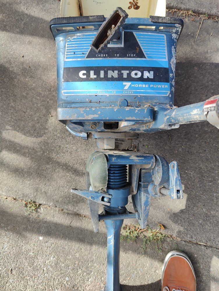 Vintage Clinton 7 HP Outboard Boat Motor Blue