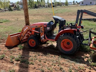 Kubota B2601 Tractor