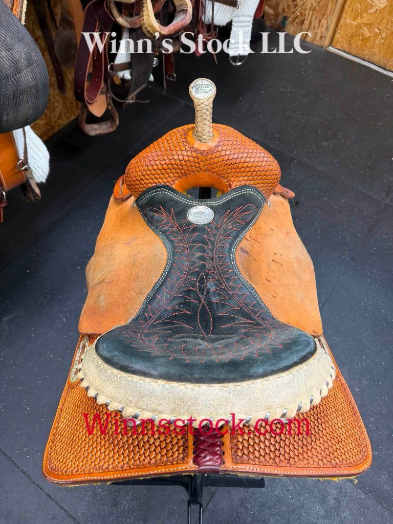 Main image 6