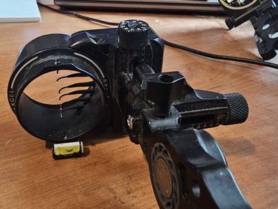 Various Right Handed Archery Bow Sights