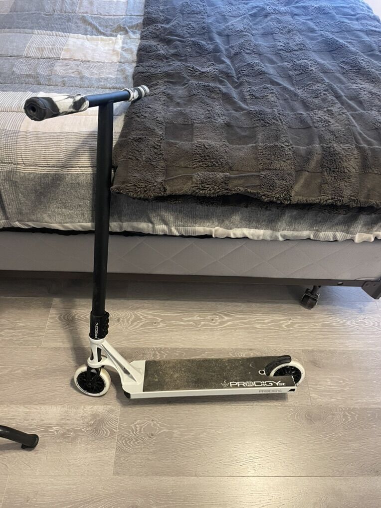 Prodigy St Pro Scooter