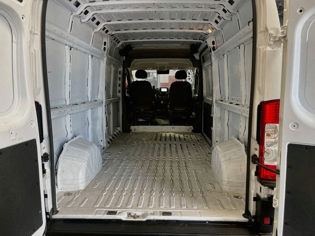 Main image 22