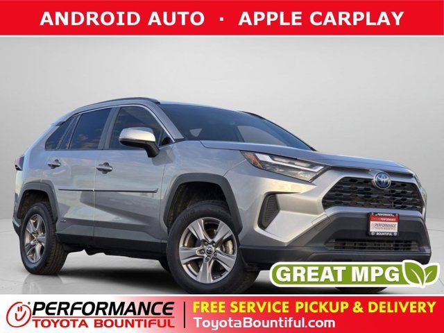 2022 Toyota RAV4 XLE