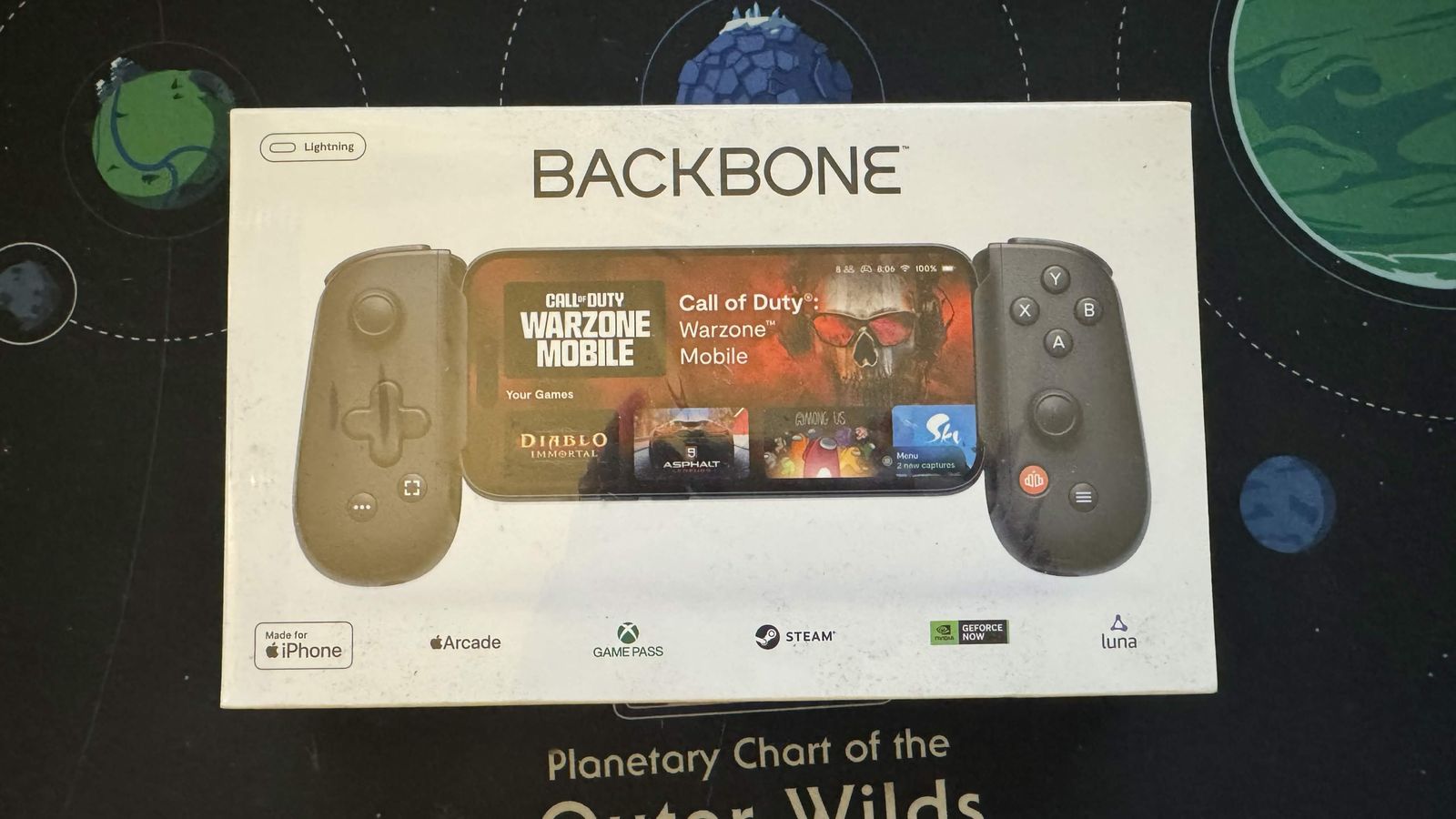 Backbone Controller for iPhone (Lightning) + Carrying Case
