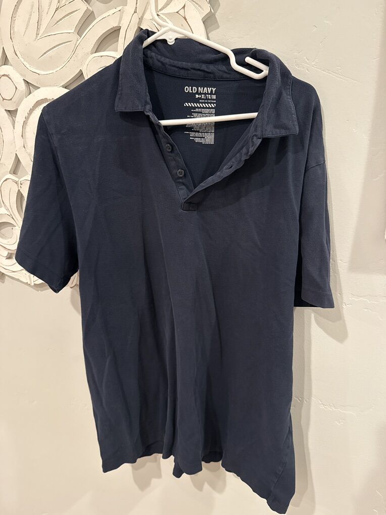 Old Navy Size Xl Navy Blue Polo.