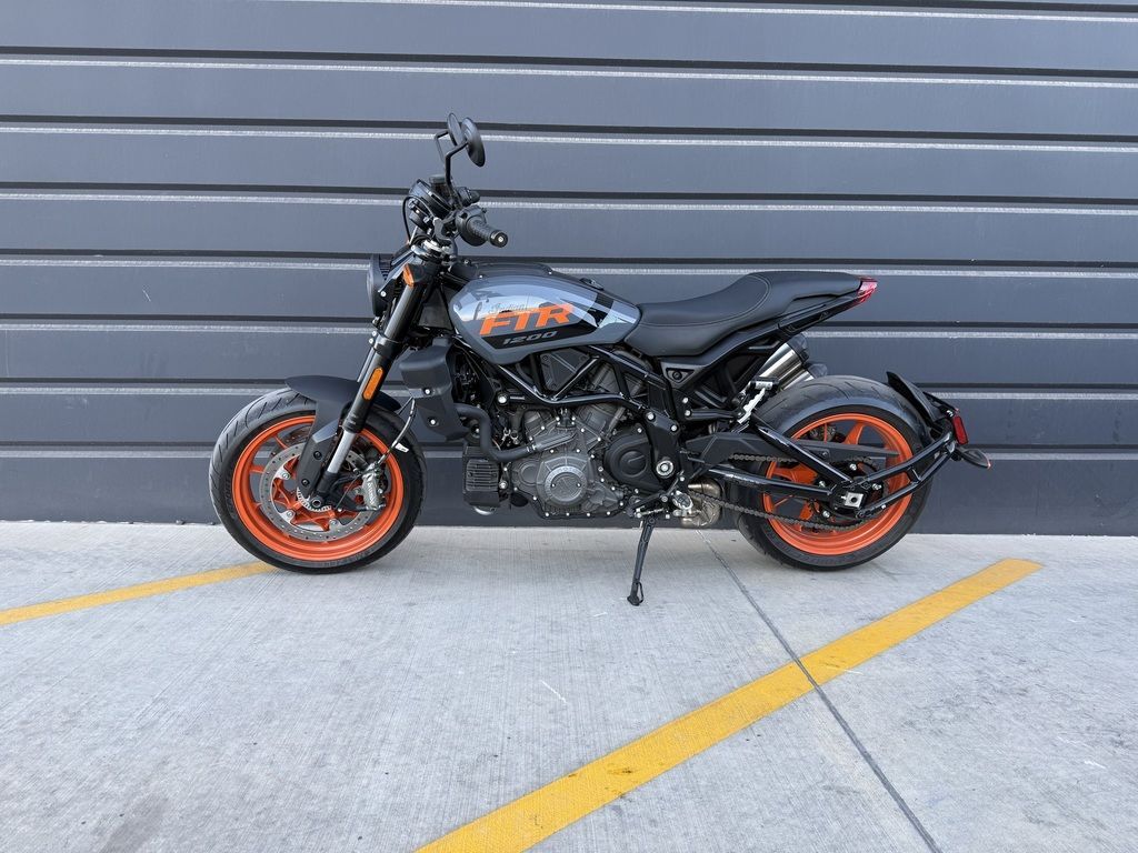 2023 Indian Motorcycle® FTR Stealth Gray/Orange Burst
