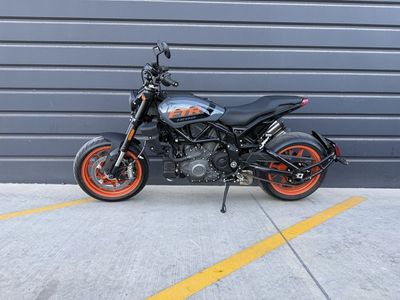 2023 Indian Motorcycle® FTR Stealth Gray/Orange Burst