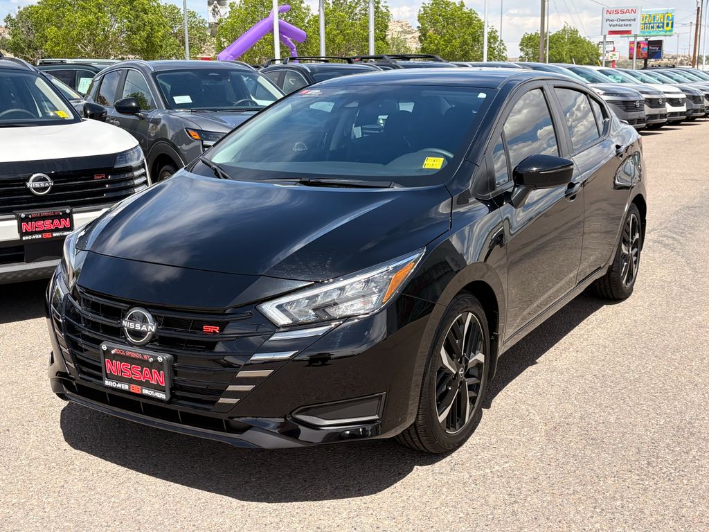 2025 Nissan Versa SR