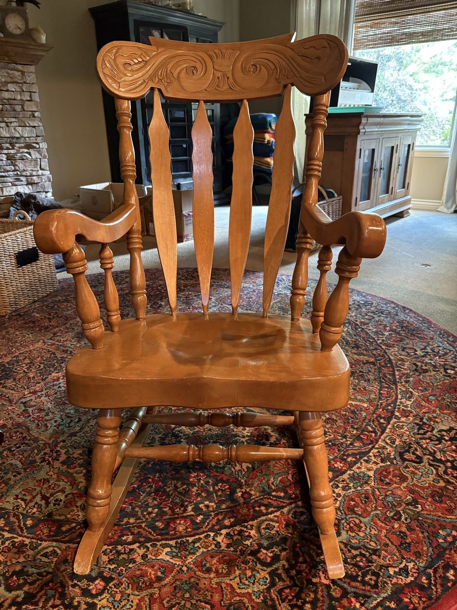 Vintage Carved Wood Rocking Chair - Traditional Spindle Back Rocker, Light Oak Finish