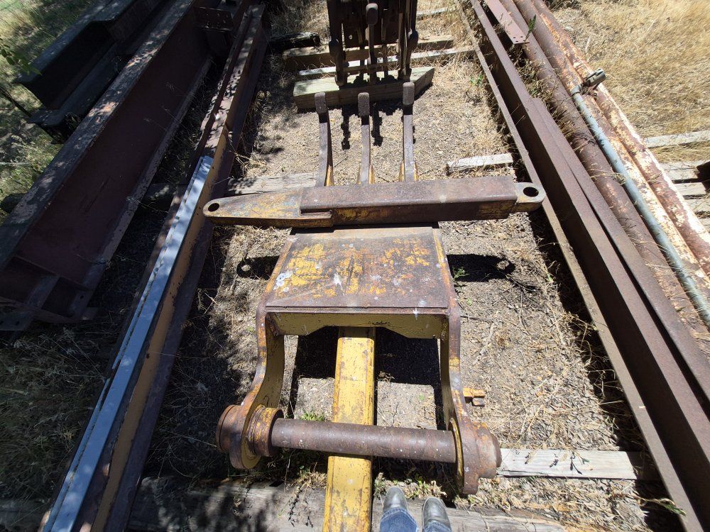 Main image 3