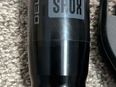 RockShox Deluxe Select Rear Shock 150x55mm with Linkage Components
