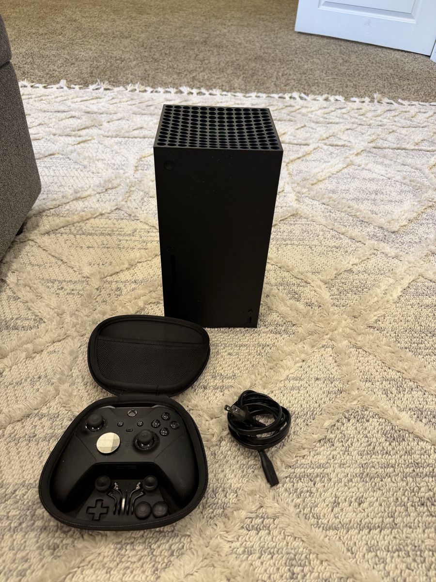 Microsoft Xbox Series X Console with Elite Series 2 Controller and Carry Case - Excellent Condition
