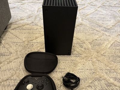 Microsoft Xbox Series X Console with Elite Series 2 Controller and Carry Case - Excellent Condition