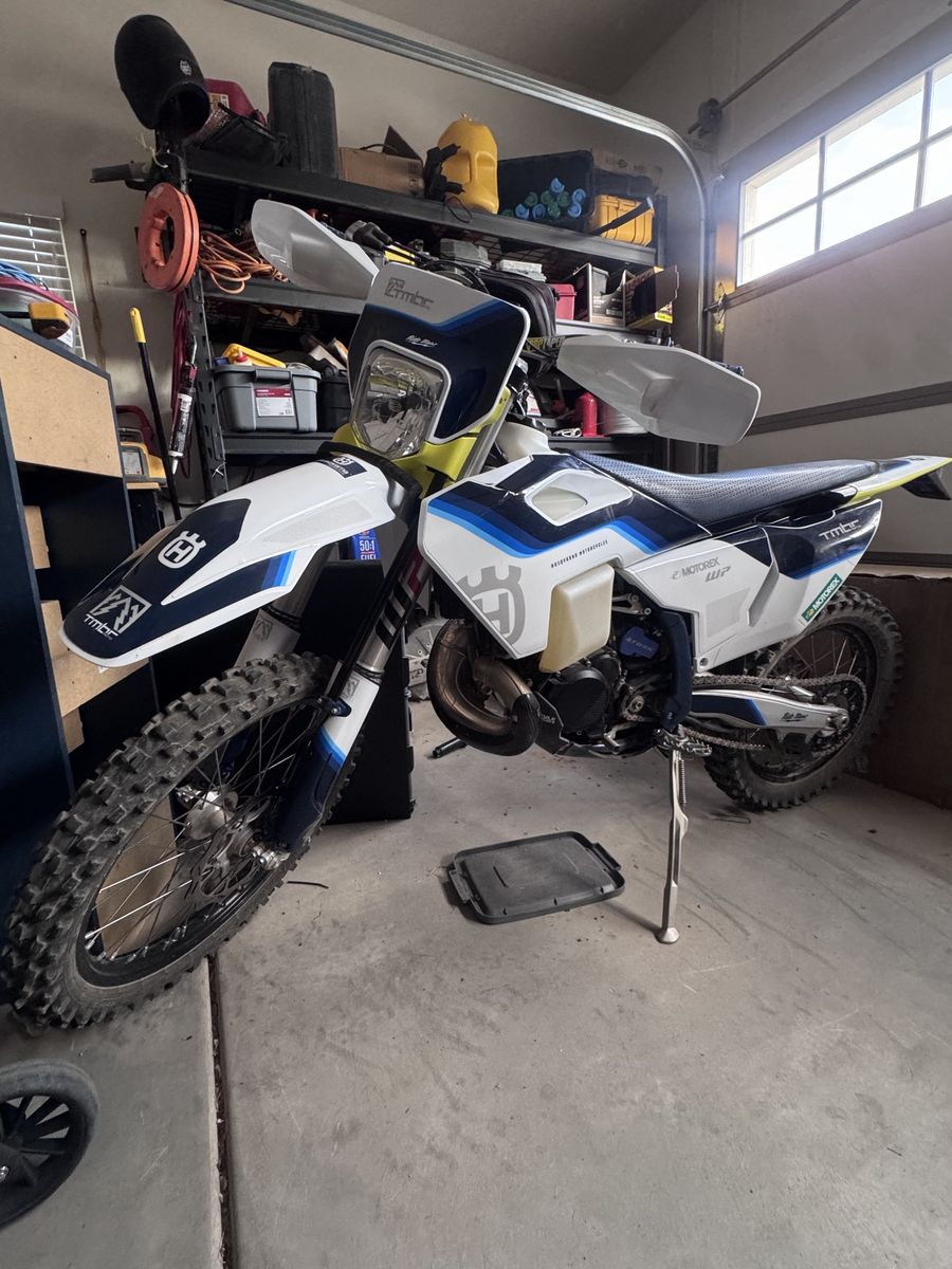 2024 Husqvarna TE300 TBI
