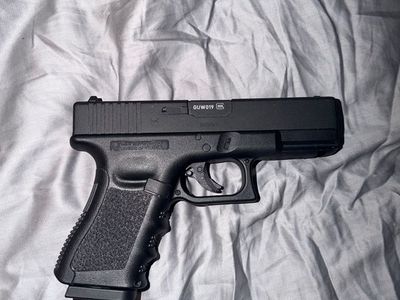 Glock 19 BB Gun