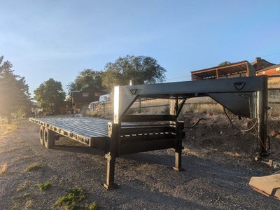 23 ft. Gooseneck Trailer - 14k GVWR w/metal deck