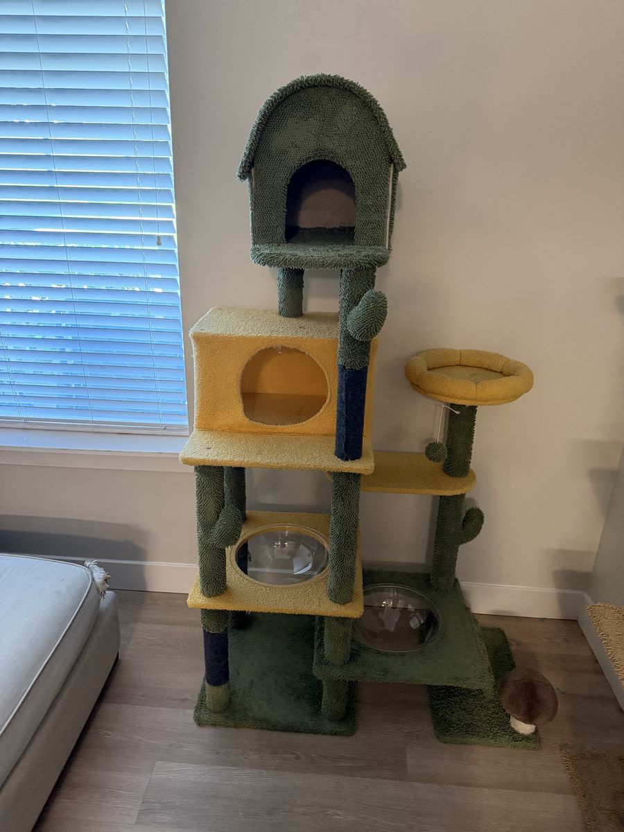 Multi-Level Cat Tree Condo w/ Scratching Posts, Beds & Bubble Perches