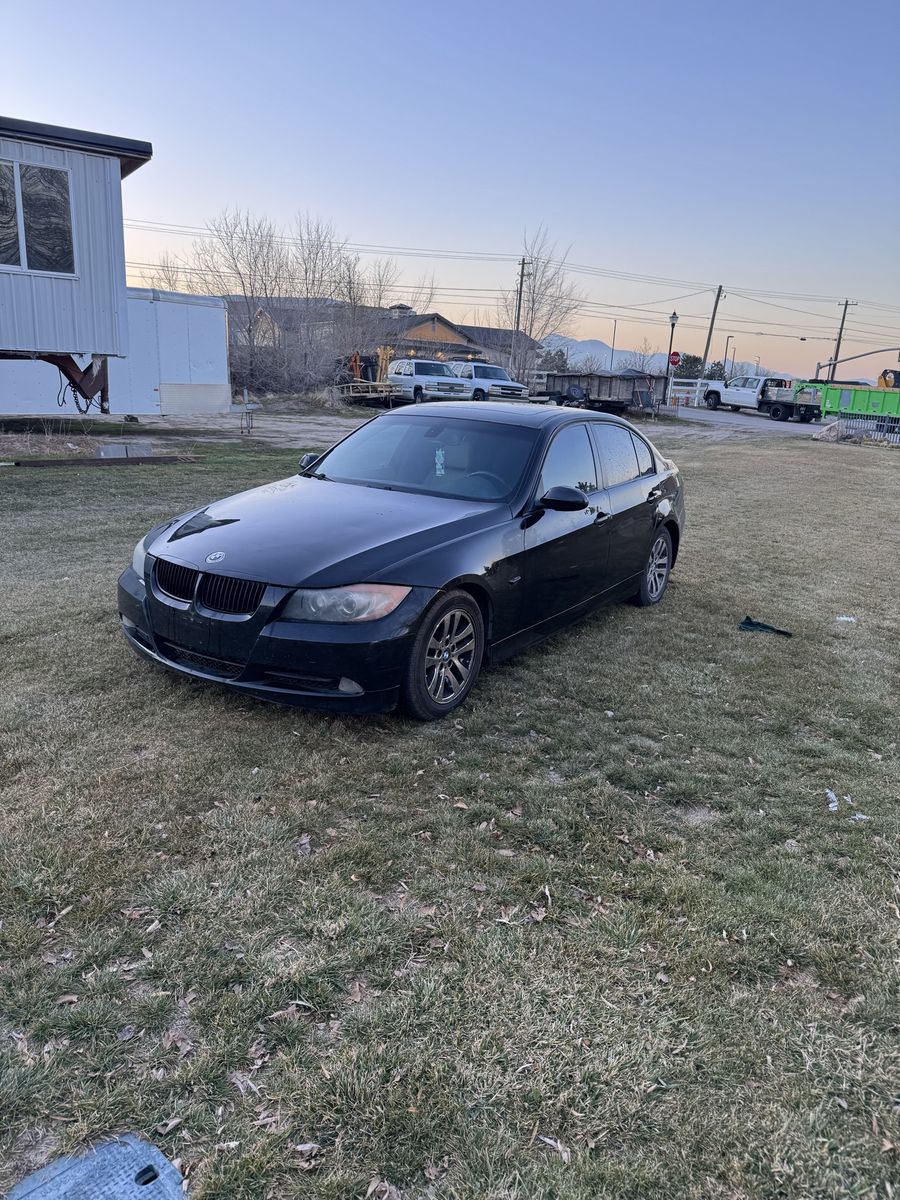 2006 BMW 3 Series 