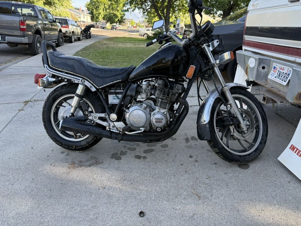 1982 Yamaha XJ750 Maxim