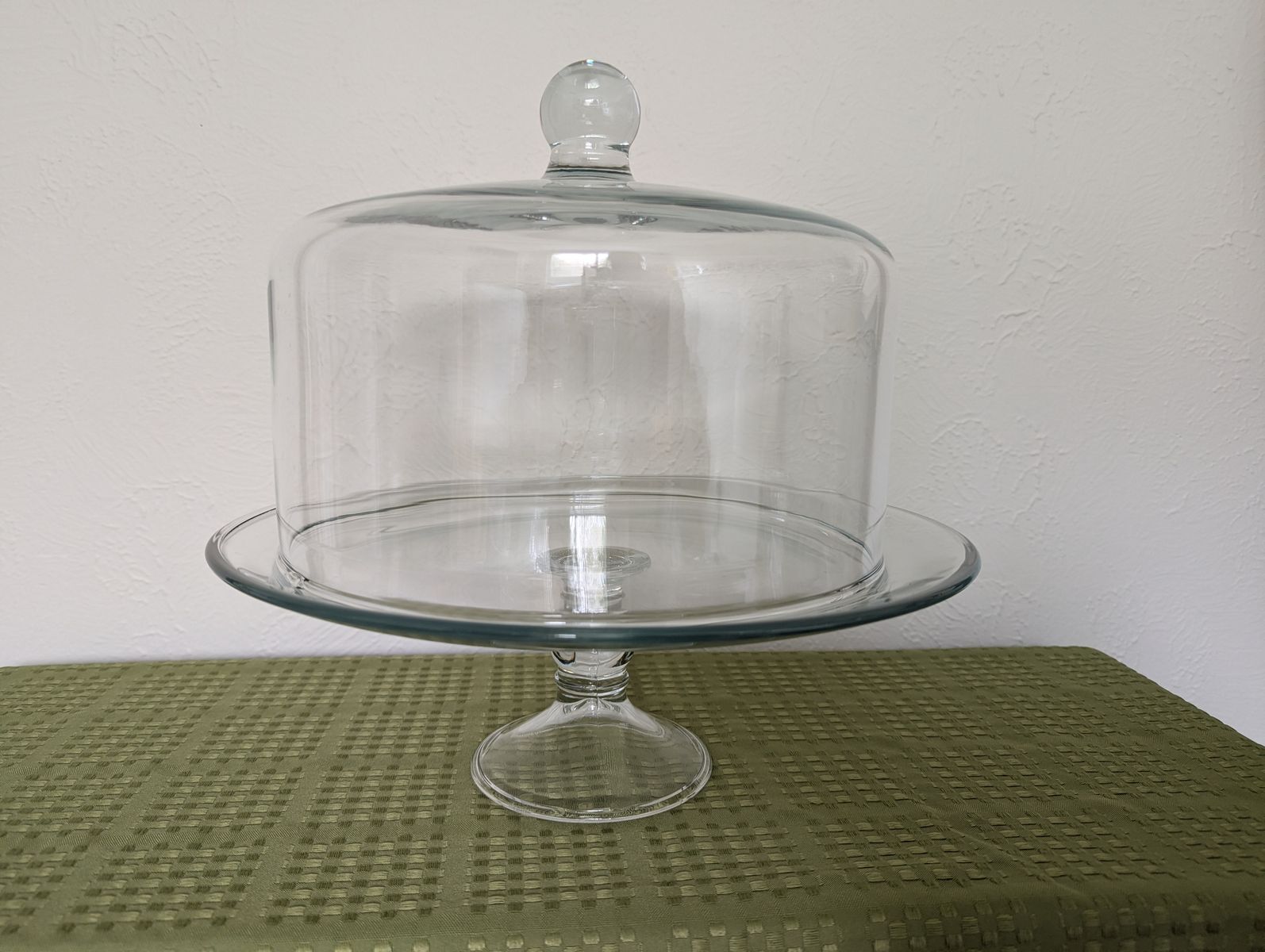 Glass Cake Plate with Cover