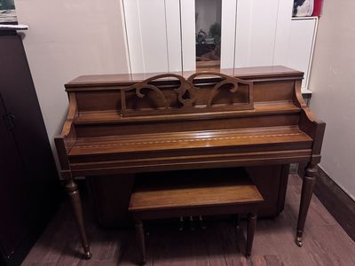 Kawai Piano with free delivery and free home tuning