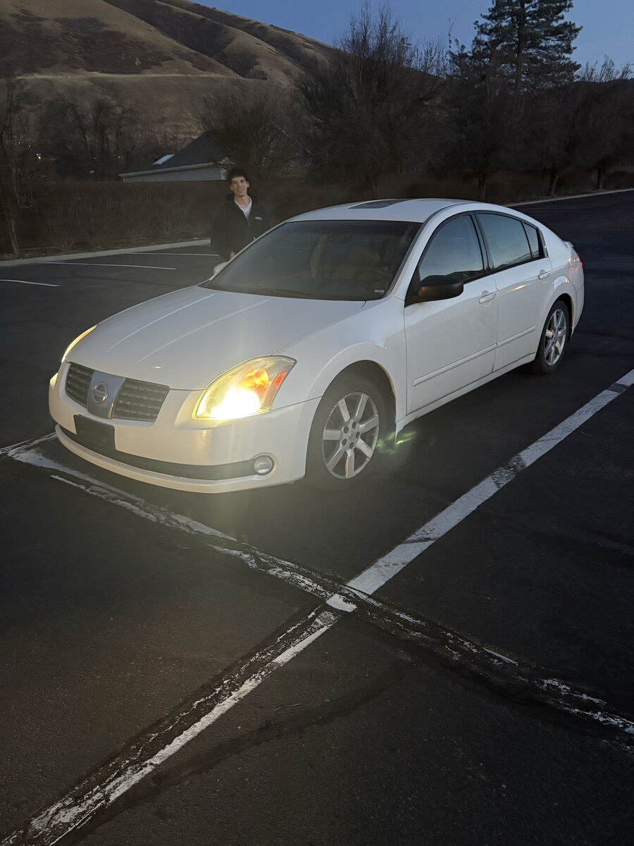 2005 NISSAN MAXIMA