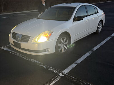2005 NISSAN MAXIMA