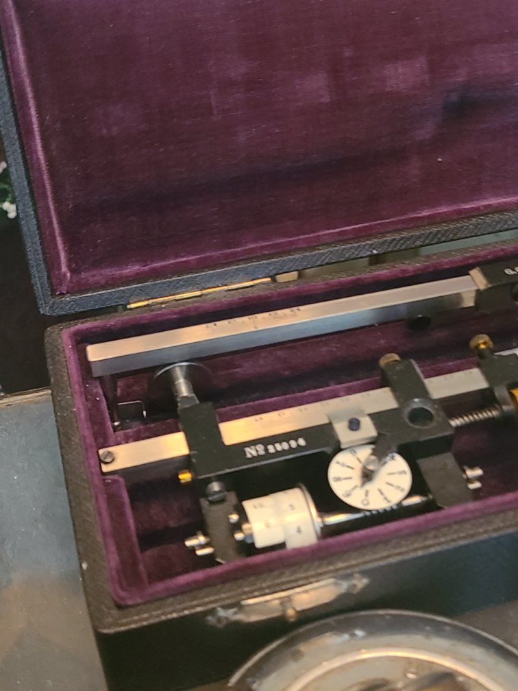 Antique Precision Measuring Instrument No. 25094 in Fitted Velvet Case