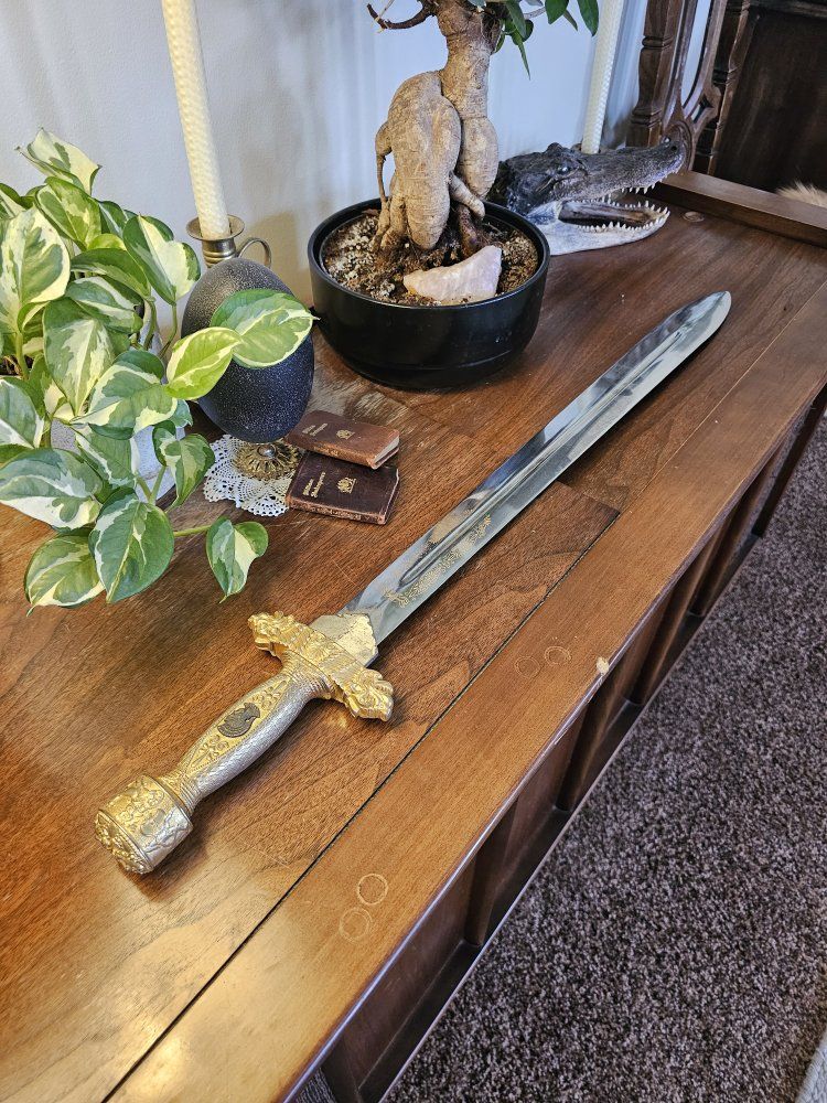 Decorative Alexander the Great ceremonial replica sword
