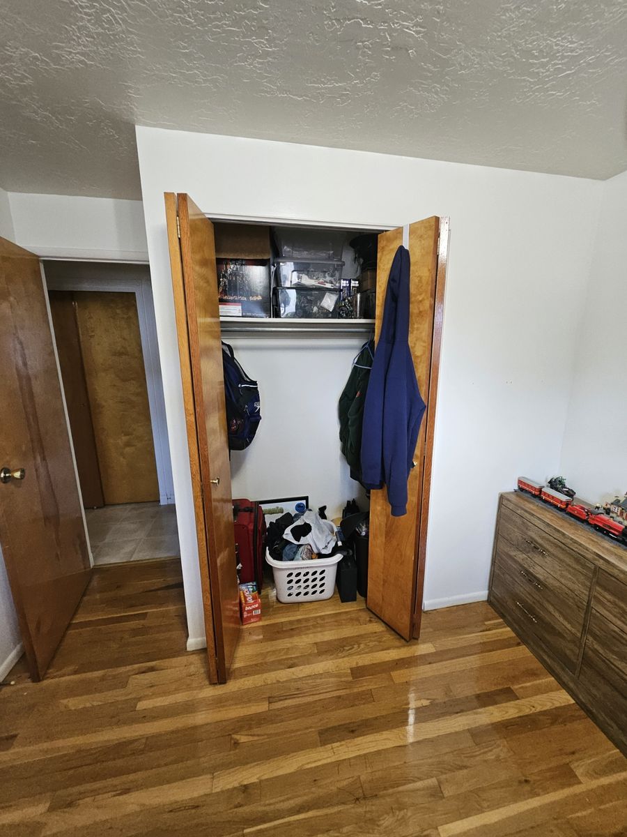 Main image 5