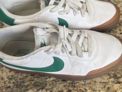Nike White and Green Low-Top Sneakers with Gum Soles