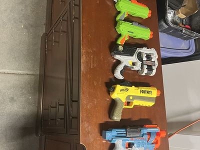 Nerf Blaster Lot: Fortnite, Elite 2.0 Commander, Wizard, and More - 8 Blasters Total!