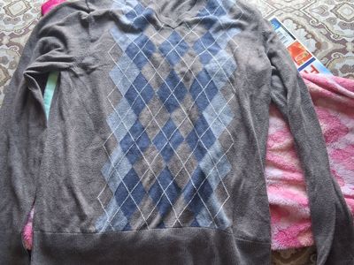 GAP Argyle V-Neck Sweater - Brown & Blue - Size Small