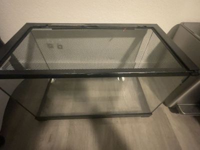 15 gallon reptile tank with locking sliding lid