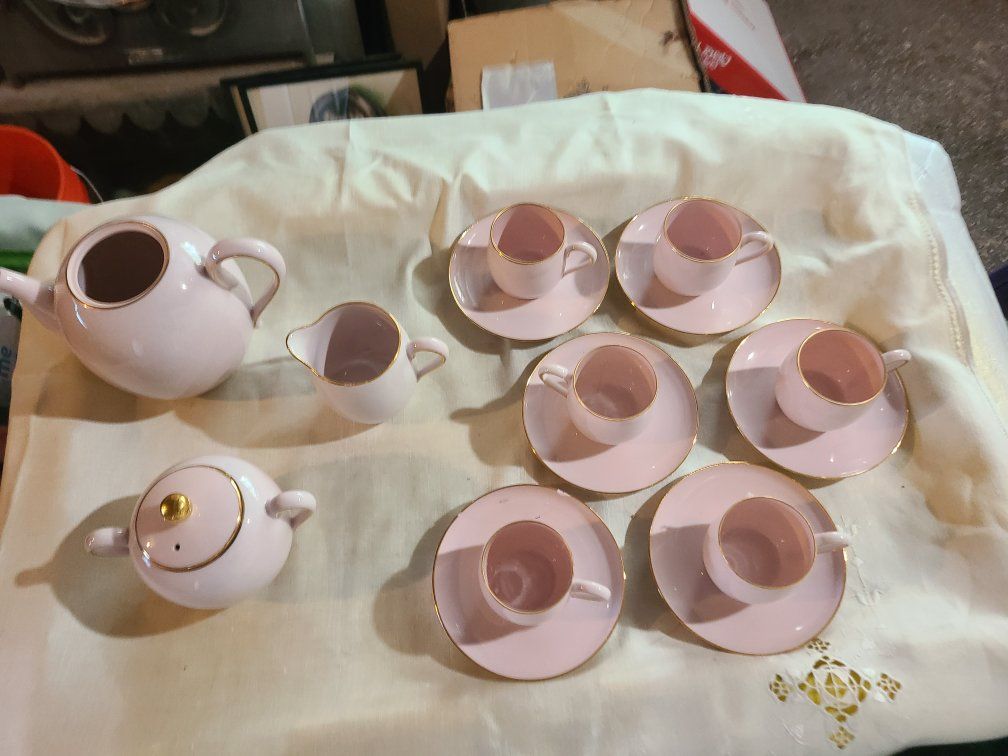 Antique Pink Tea Set