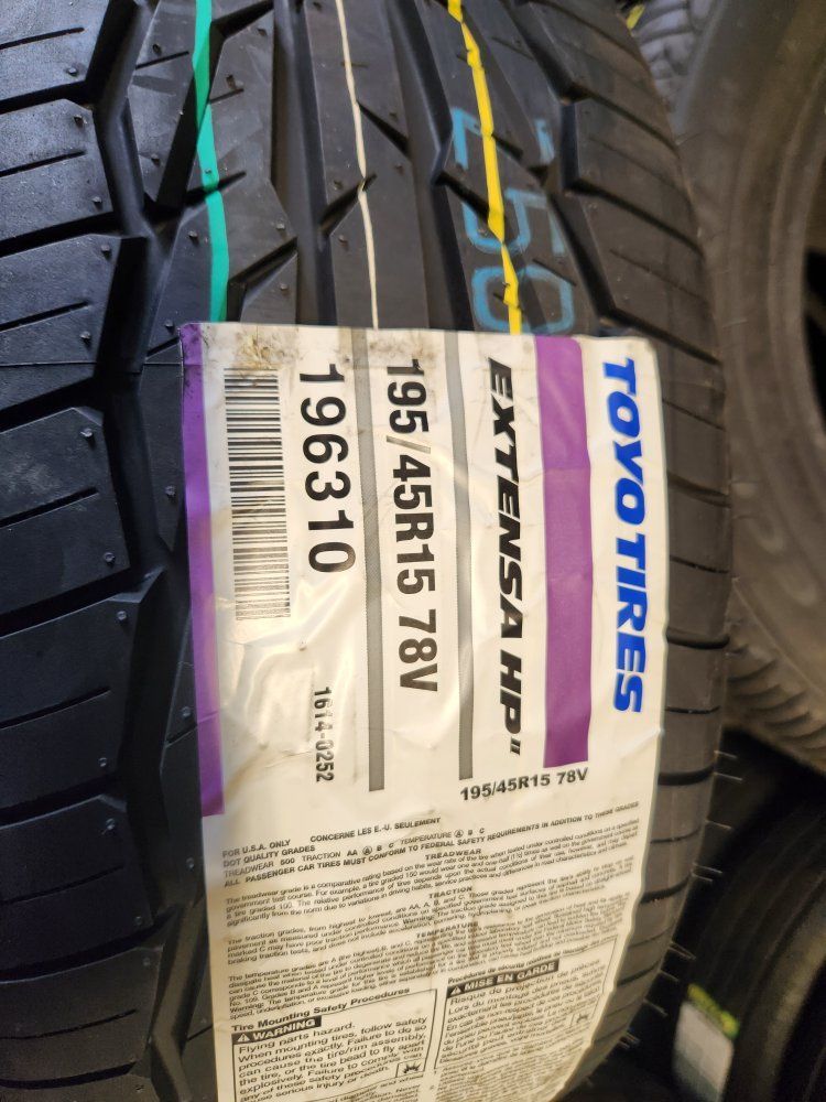 195/45r15 toyo extensa hp ll
