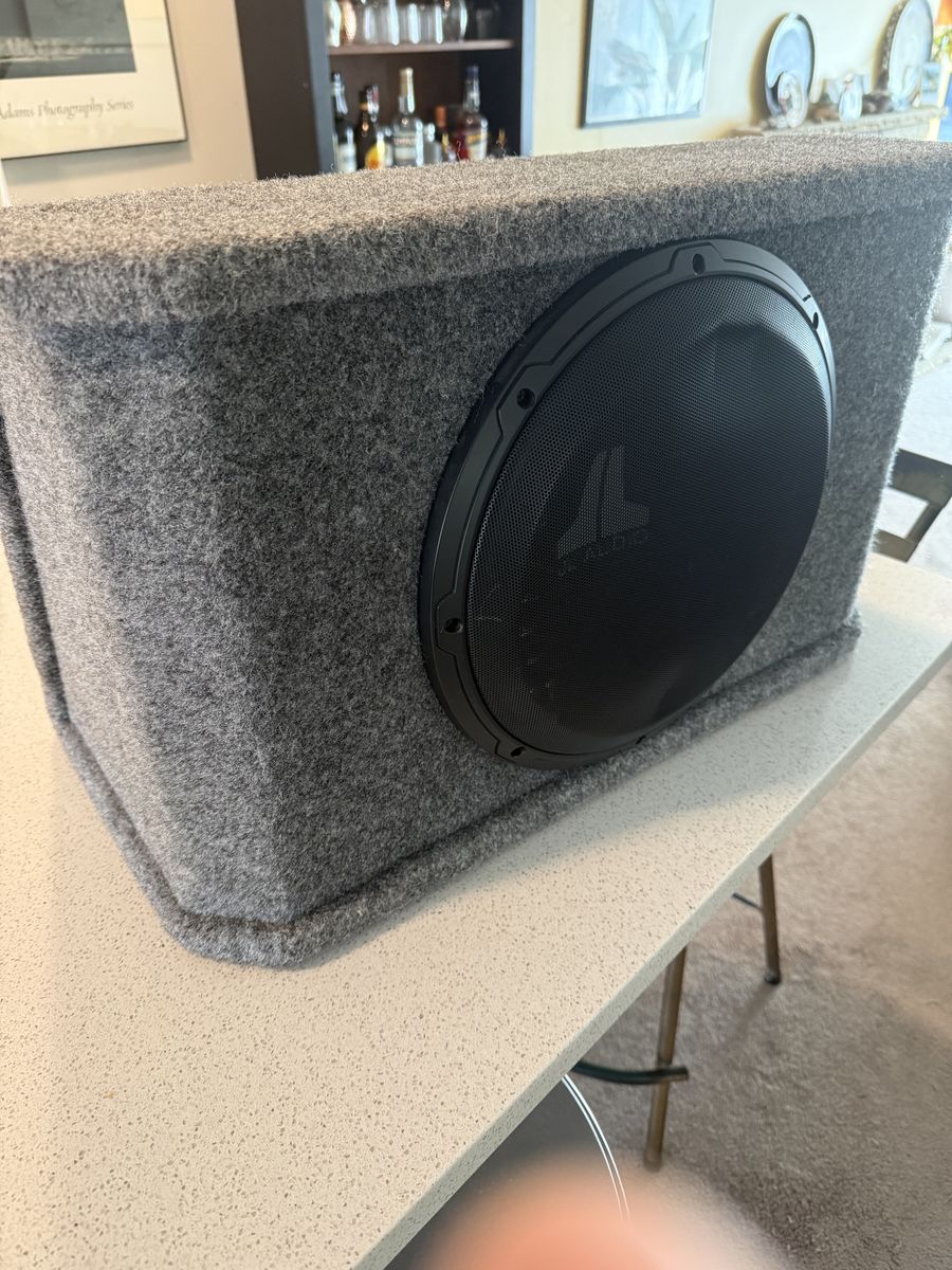 JL Audio Car Subwoofer/Amp With Enclosure
