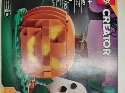 LEGO Halloween Pumpkin 40697