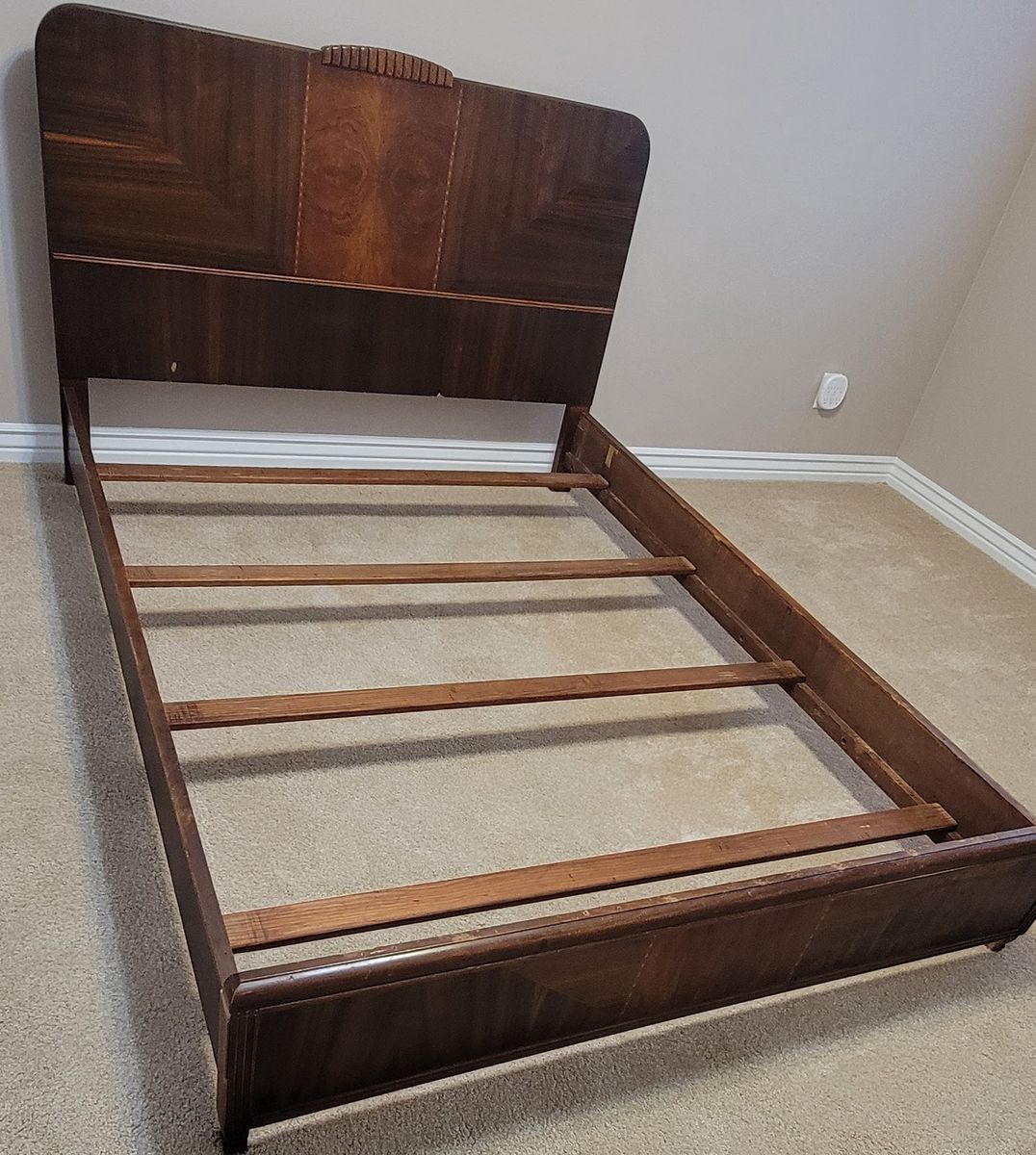 Vintage 1930s Art Deco Waterfall Full Bed Frame - $40 (As-Is / Fast Sale)