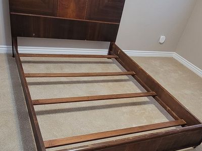 Vintage 1930s Art Deco Waterfall Full Bed Frame - $40 (As-Is / Fast Sale)
