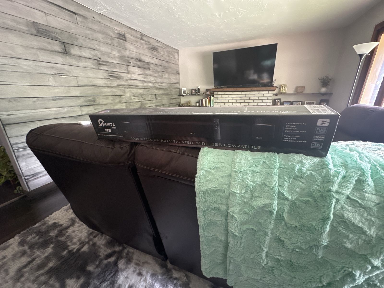 Sound bar theater wireless