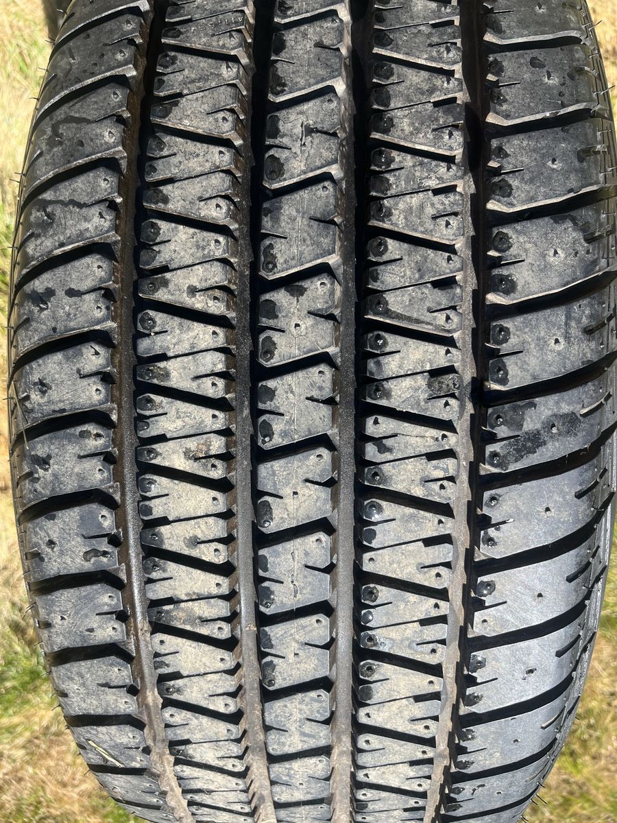 Set of 2 Tire and Rim - 275/60/15